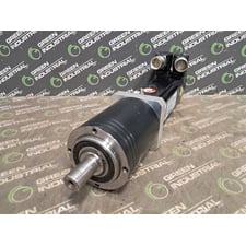 0.6kW Schneider Electric SH055/80009/0/0/00/00/00/01/00 Servo Motor 480V Used