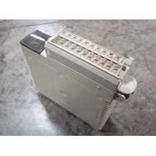 Schneider TSXDSY16T2 Premium Source Output Module No Door Used