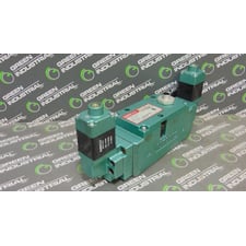 Numatics A23BB4008046Y Sol-Pilot Valve 150PSIG-AIR .15A 120V 50/60Hz Used