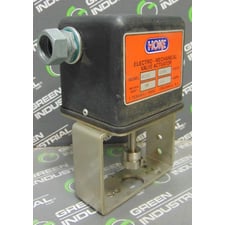 Hoke 0112L2 Electro-Mechanical Valve Actuator Used