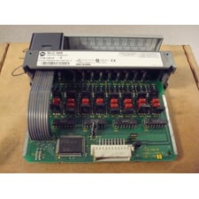 Allen Bradley 1746-OB16/D SLC 500 Output Module w/Box Used
