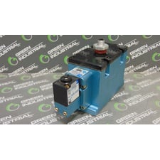 Mac PME-111DA Solenoid Valve w/ PME-111DAAG 120V 60Hz Coil Used