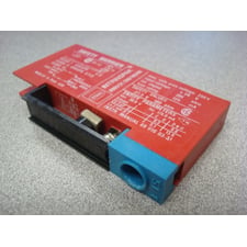 Stahl 8901/31-280/165/80 Intrinspak Safety Barrier Module Used
