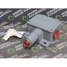 SOR 1NN-K45-N4-C1A-RR Pressure Switch 500-400 PSI Adj Range 5000 PSI Over New