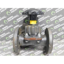 Saunders XOMOX 050-5621-A-11R-AA Diaphragm Valve 2" Class 150 AA Rubber Used