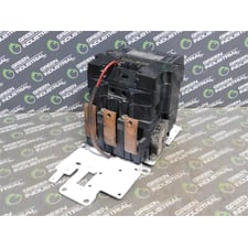 Square D 8536 SF01 Contactor NEMA Size 4 Form S Ser. A 460/575VAC @ 100HP Used