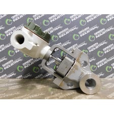 Yokogawa YF102-NNNB2A-S3S3*E/FMF Yewflo Vortex Flowmeter KM 263.0P/GAL CF8M Used