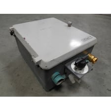 COSA Instrument Corporation ZIRCOMAT-P Oxygen Transmitter ZFM6YB22-Z11A Used