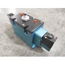 Mac MAC250A-V2F2PM111DA Solenoid Valve 150 psi Used