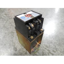 Allen Bradley 700DC-P400Z24 DC Relay Module Series A Used