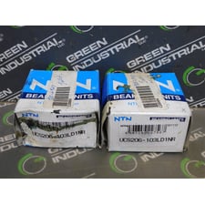Lot of 2 NTN UCS206-103LD1NR Ball Insert Bearings 30 mm Bore 60mm OD 38mm W New