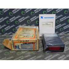 Newport Electronics 267B-JF1 Digital Pyrometer 120VAC 6W New