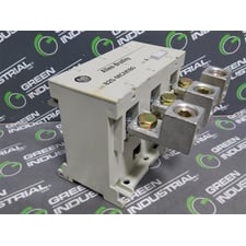 Allen Bradley 825-MCM180 Current Converter 600VAC Ue=1000V 50/60Hz Uimp=8kV Used
