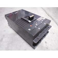 General Electric TKM836F000 Circuit Breaker 800A Frame 700A Trip Used