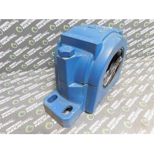 SKF SAF 224 Pillow Block Bearing Housing 5.313/4.563 in Bore Internal Rust Used