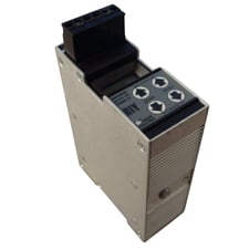 Moore RIY/R0-0-100F/4-20MA/12-42DC RTD Transmitter Used