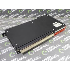Square D 8030 ROM-221 SY/MAX Output Module Series F1 Used