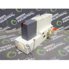 SMC VQ4100-5B Solenoid Valve with Manifold 0.15 ~ 1.0 MPa Used