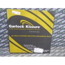 Garlock 25003-4180 Split Klozure Oil Seal 18" O.D. .813" Wide New NIB