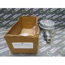 United Electric J120 95835 S152B Pressure Switch 5 - 50 PSI 35 - 350 kPa New