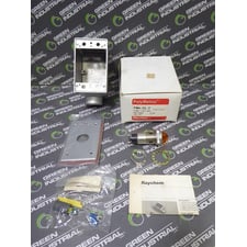 Raychem PMK-SL-2 PolyMatrix 240V Amber Signal Light Assembly New NIB