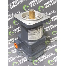 Hubbel 233CC13F Pilot Duty Speed Switch New NIB