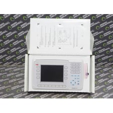ABB Panel 800 3BSE042244R3 HMI Operator Interface Panel PP826A New NIB