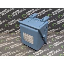United Electric J402-454 9853 Pressure Switch 0-30 PSI New NIB