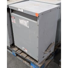 30 kVA GE 9T23B3872 Dry Type Transformer 480V PRI 208Y/120V SEC Tested