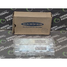 Banner SMBPVA5 Pair of Protective Brackets 56500 New NIB