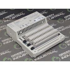 Schneider Electric 171CCC96030 TSX MOMENTUM Processor Adapter with Base Used