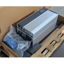 25 HP Danfoss VLT 132L4571 Drive FC-321P18KT5E20H2BGXXXXSXXXXAXEXCXXXX 380-500V New NIB