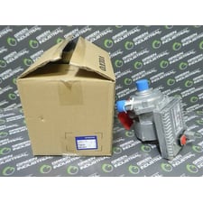 Volvo Truck WP29E-24V Coolant Circulation Pump 22861118 New NIB