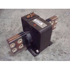 General Electric JCL-0 750X028017 Current Transformer Ratio 3000:5 Amp Used