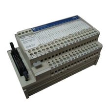 Schneider / Telemecanique ABE7-H16R21 I/O Base Module Used