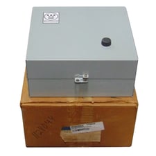 Westinghouse A210S0CA-C Enclosed Reversing Contactor Assembly Size 0 New NIB